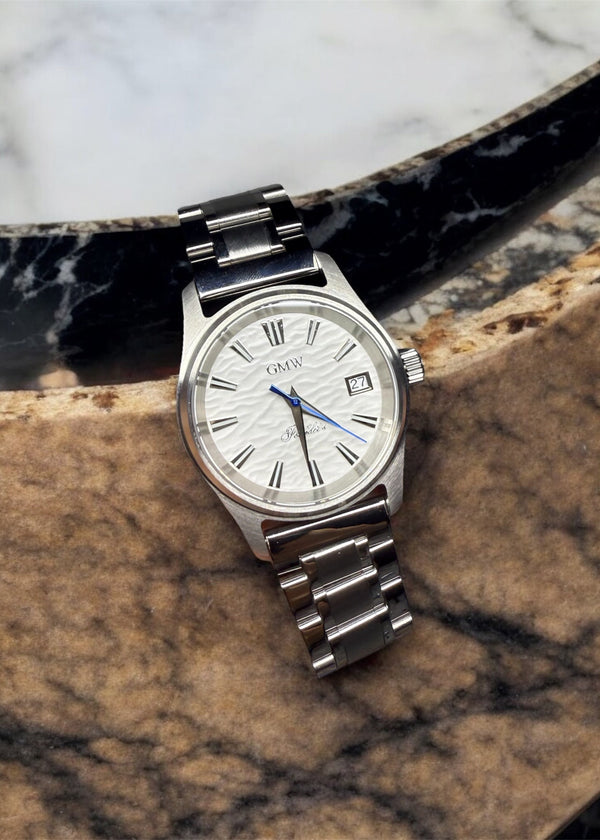 Solaris Wave White